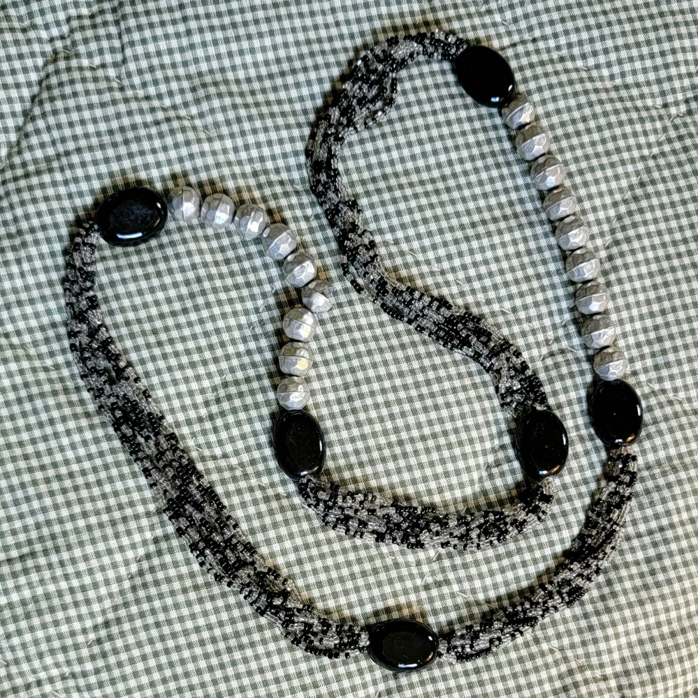 π Multi Beaded Statement Necklace π GUC(EUC for some) π - Picture 5 of 7